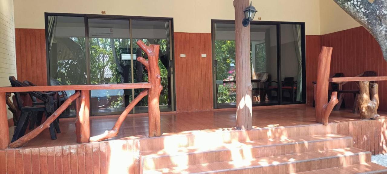 Baan Suan Villas Resort Banszuan Kültér fotó
