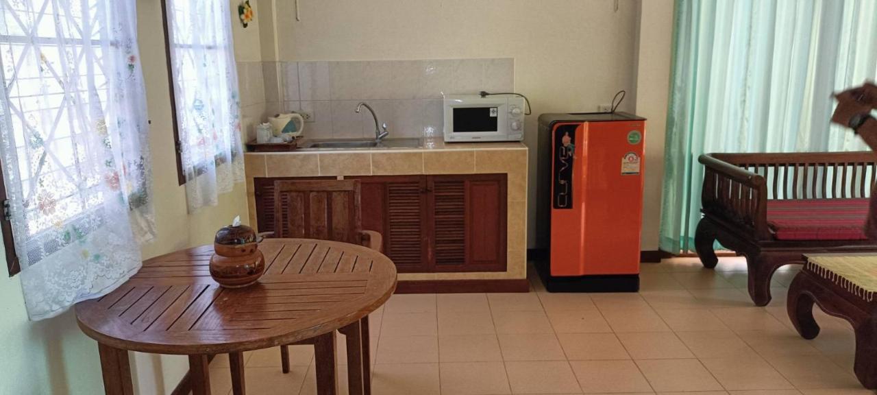 Baan Suan Villas Resort Banszuan Kültér fotó