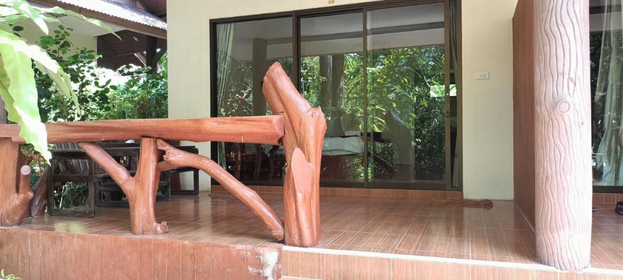 Baan Suan Villas Resort Banszuan Kültér fotó
